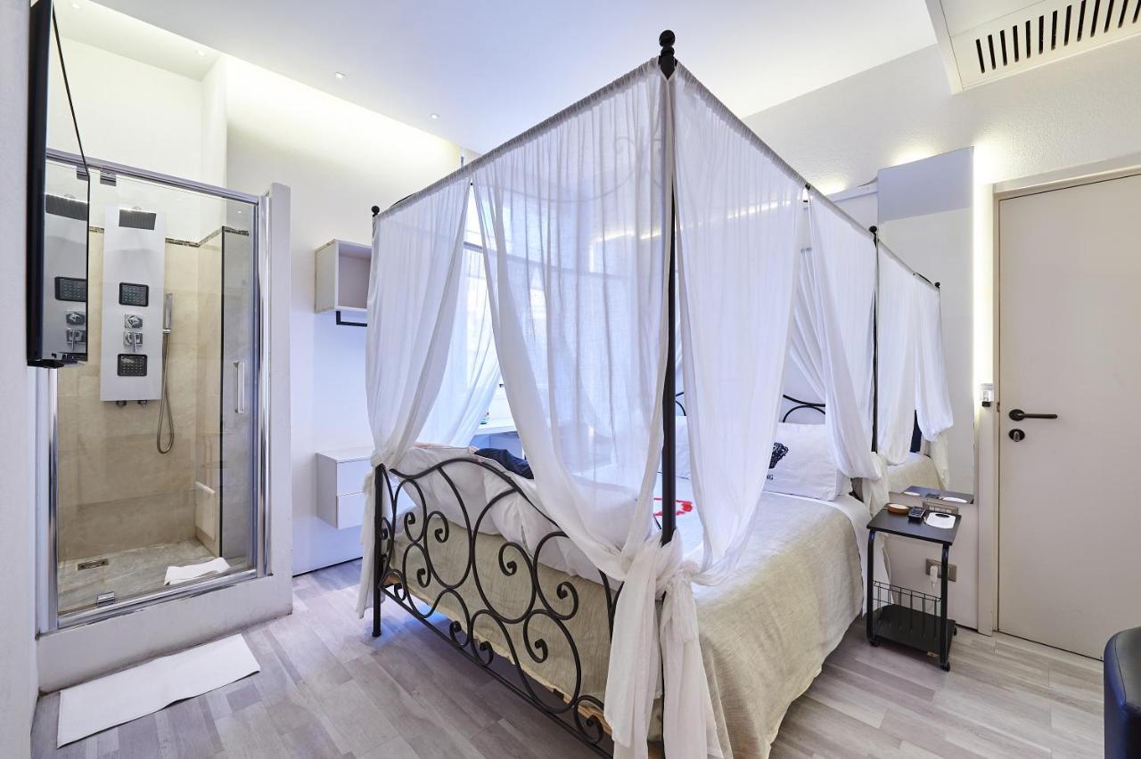 Room 230 Roma Luxury Suites Extérieur photo