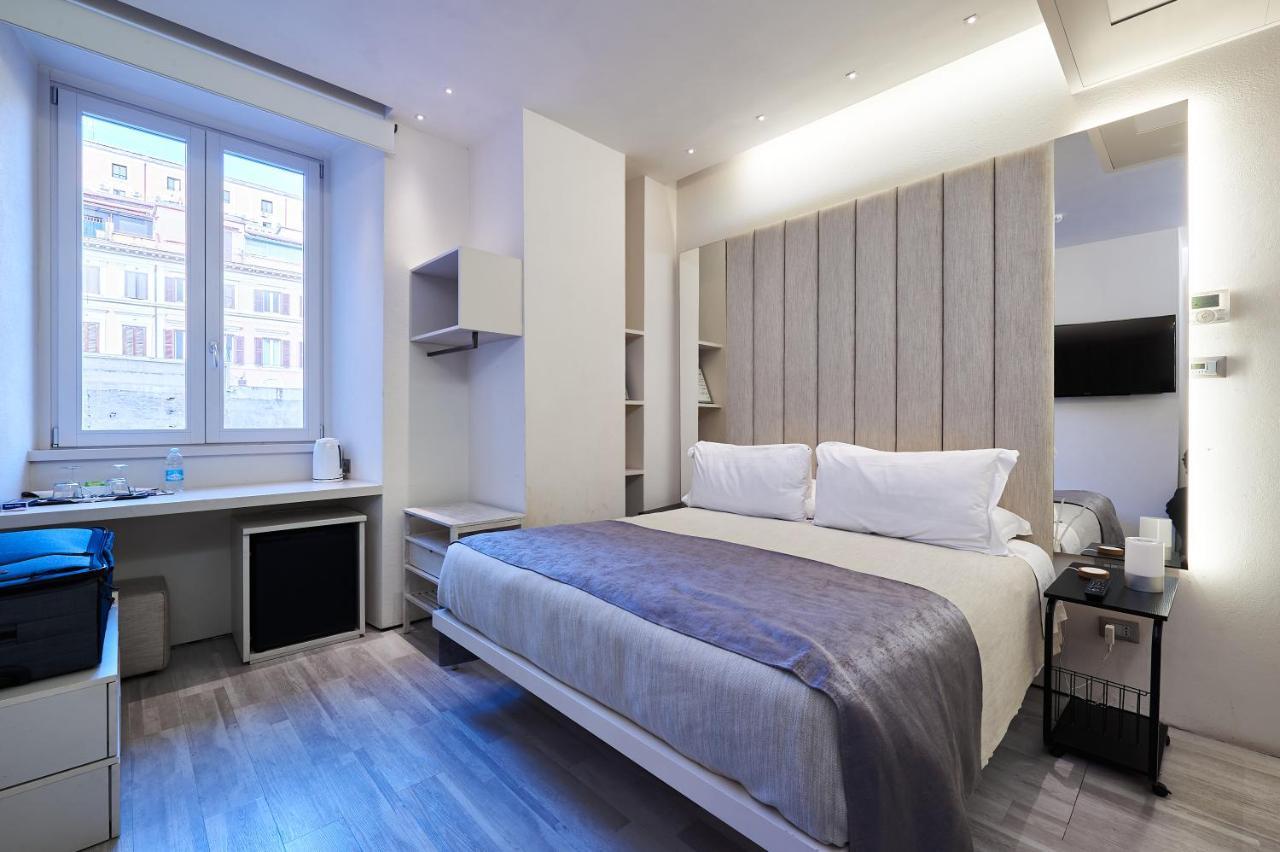 Room 230 Roma Luxury Suites Extérieur photo
