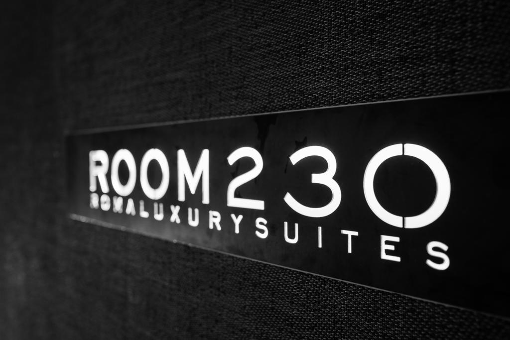Room 230 Roma Luxury Suites Extérieur photo
